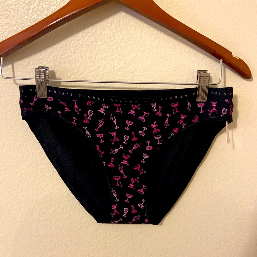 2/$20❤️❤️❤️NEW Victoria's Secret Elegant Black Bikini Panties